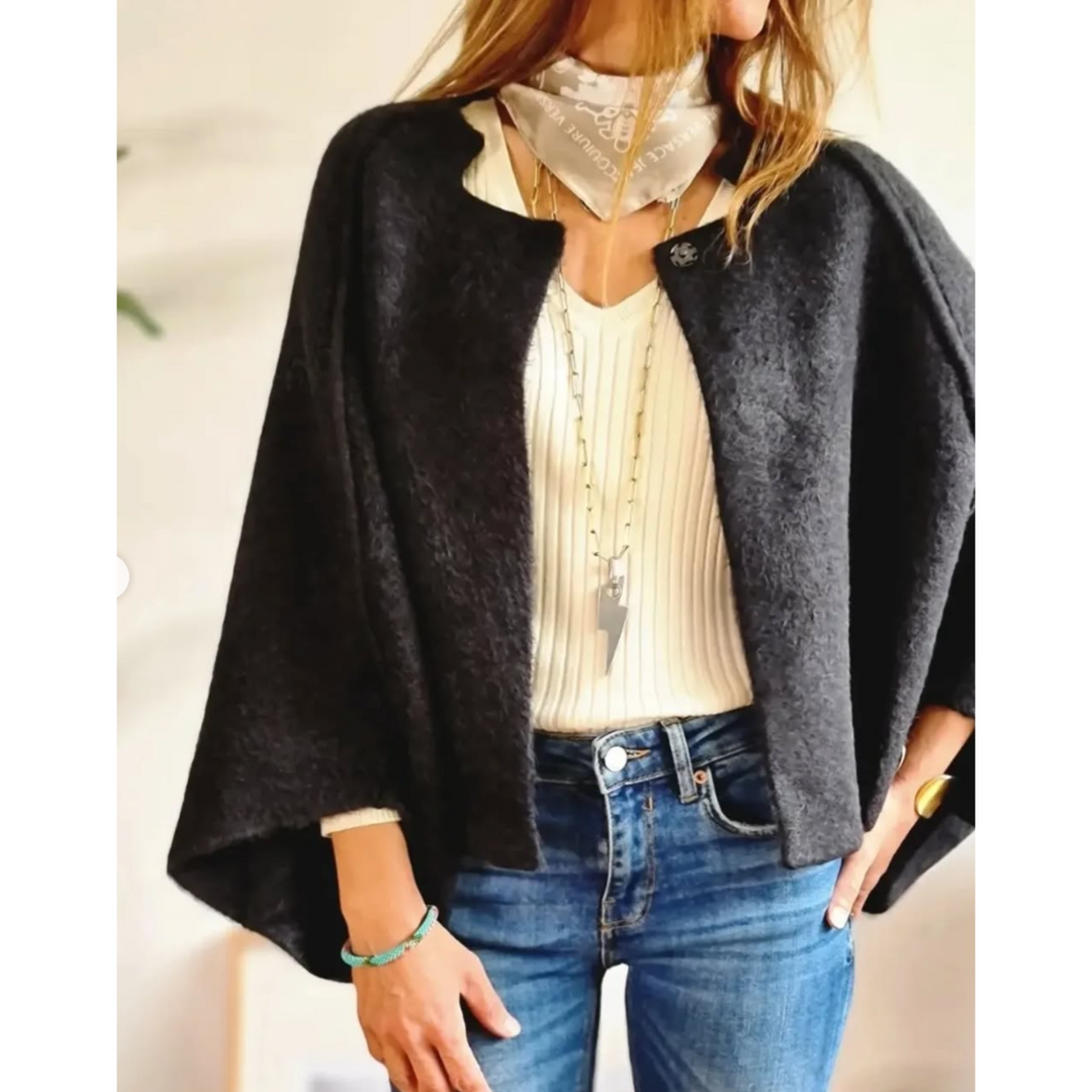 Veloura™ | Elegant Coat with Timeless Charm