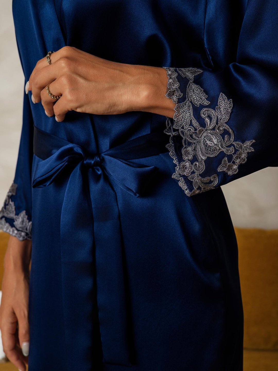 Della | Delicate Kimono Robe