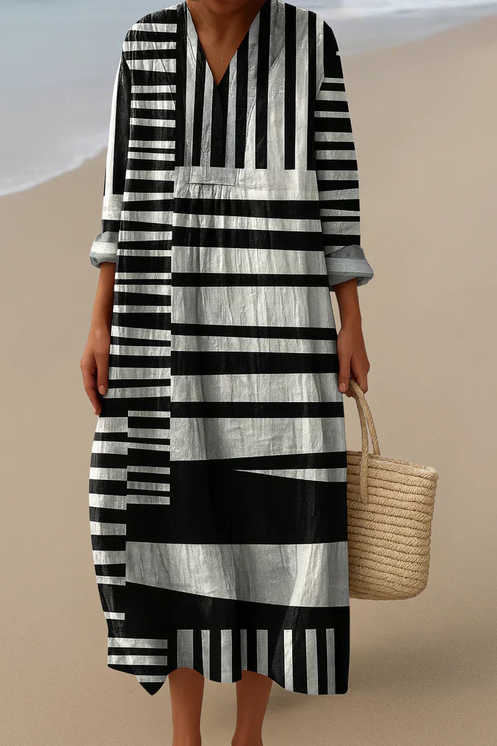 Elara | Monochrome Maxi Dress