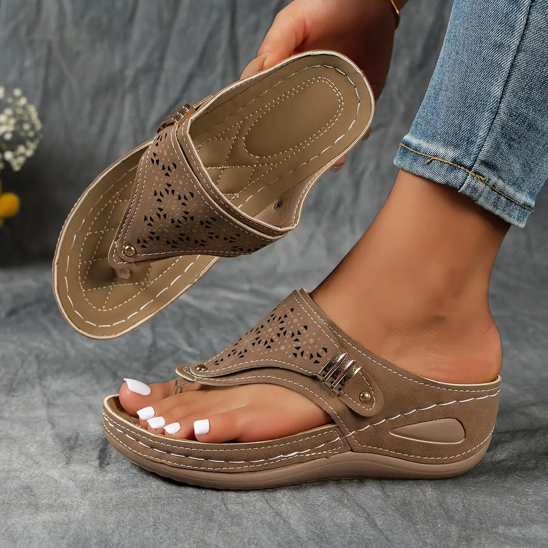 Élodie - Women's Flip-Flops