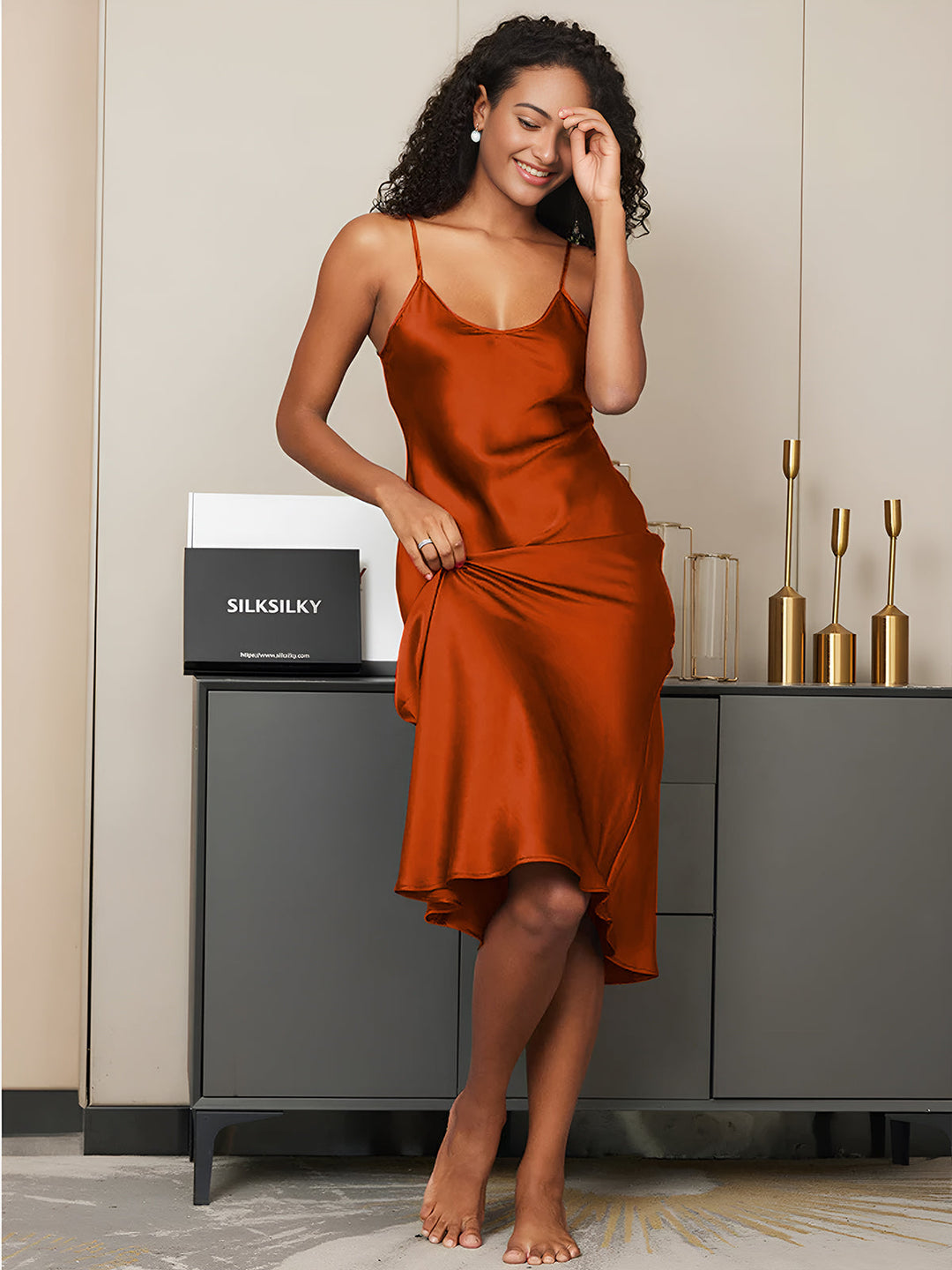 Cleo | Elegant Spaghetti Strap Nightgown