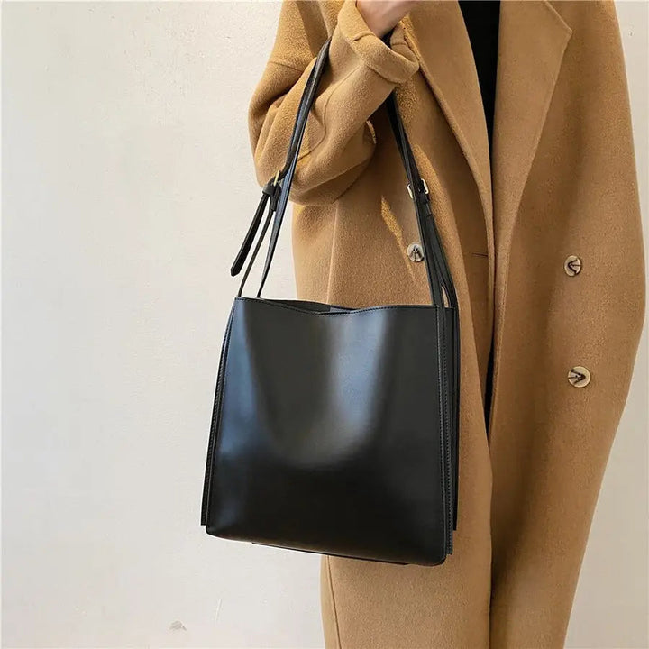 Rose | Boxy Leather Crossbody Bag with Clean Lines and Slim Strap