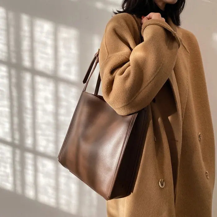 Rose | Boxy Leather Crossbody Bag with Clean Lines and Slim Strap