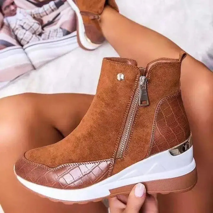 Quinn | Mid-Top Sneakers