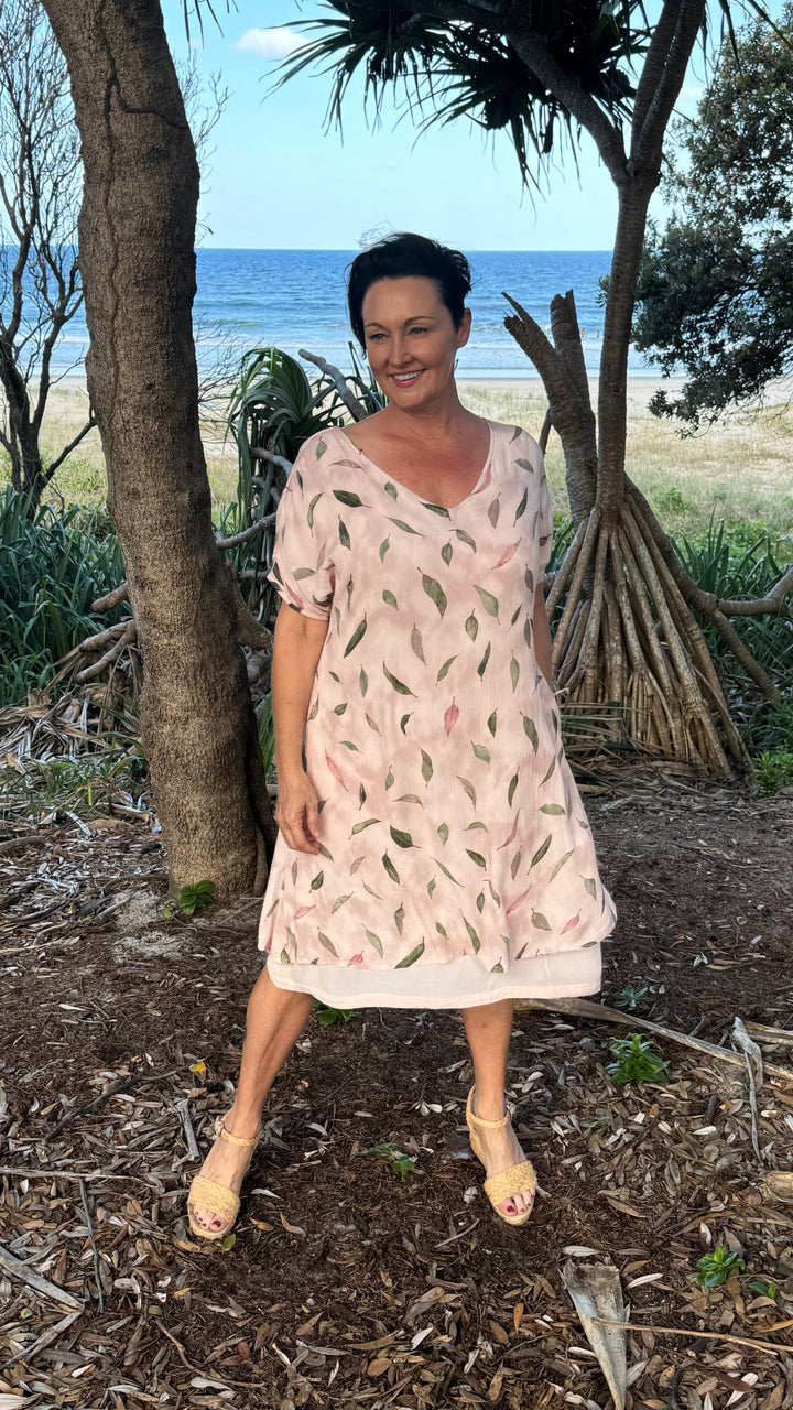 Diana | Penelope Flowy Midi Dress
