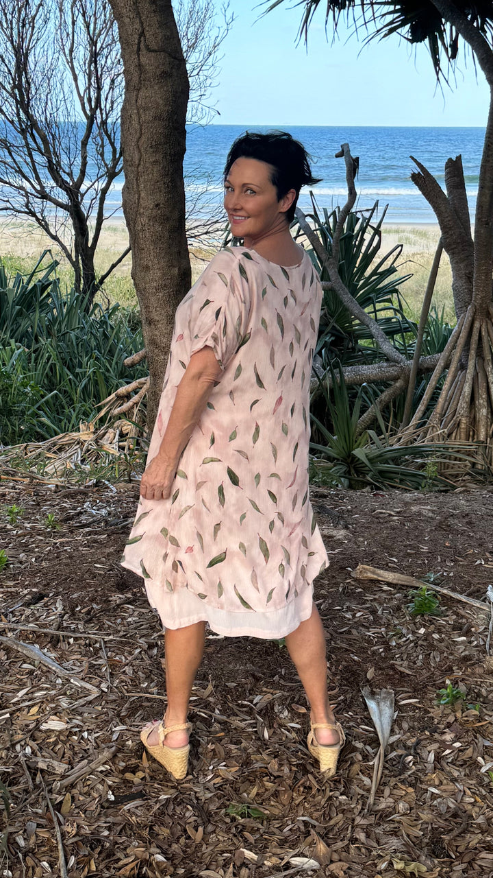 Diana | Penelope Flowy Midi Dress