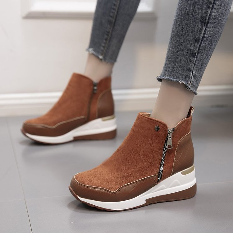 Quinn | Mid-Top Sneakers