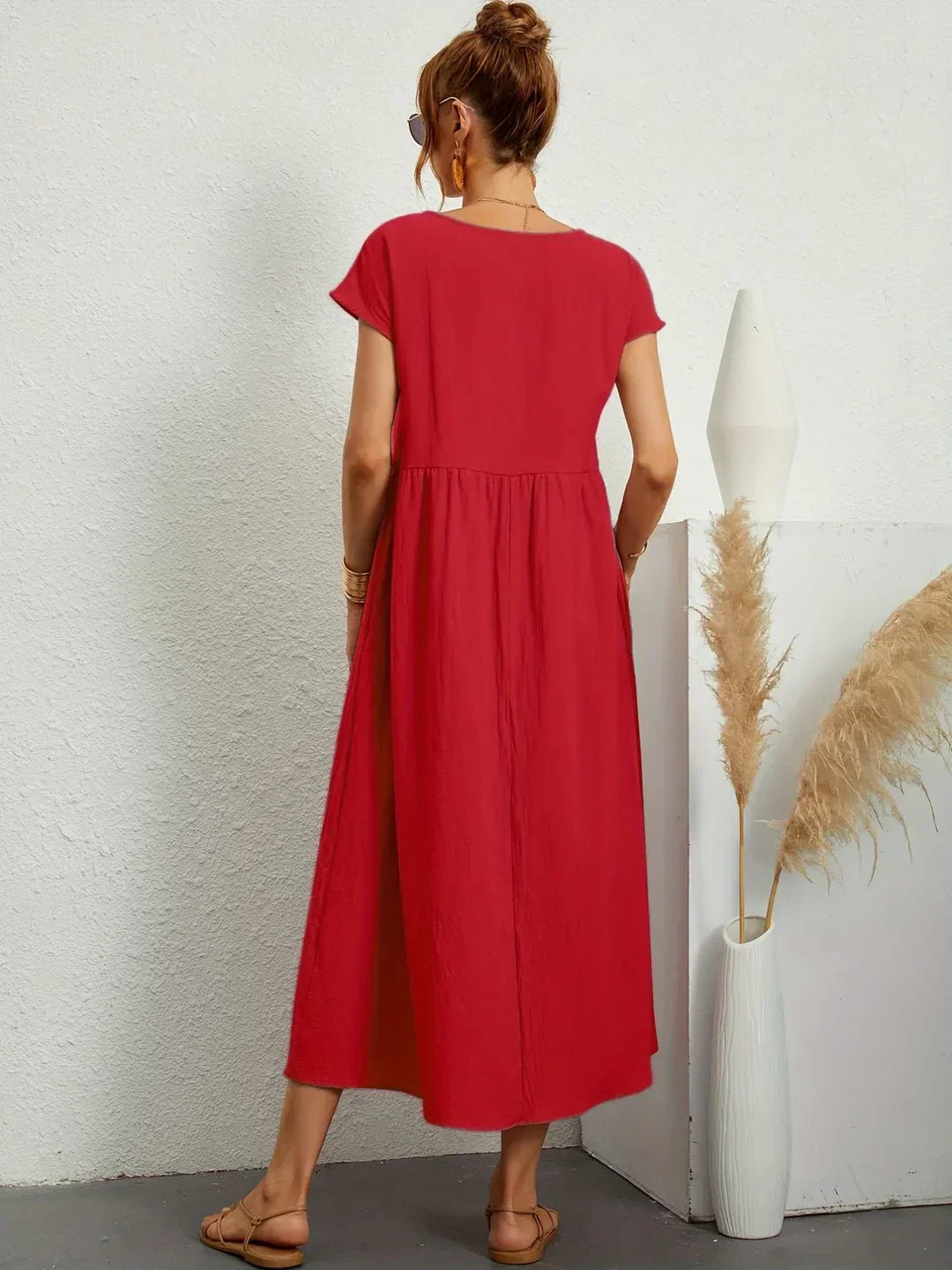 Gabrielle | Women's Flowy Midi Dress