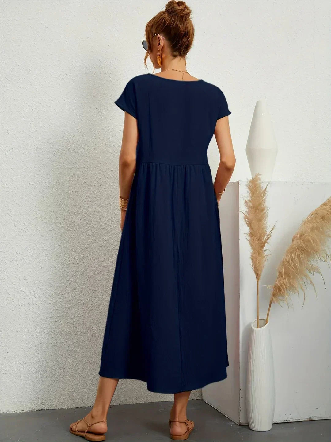 Gabrielle | Women's Flowy Midi Dress
