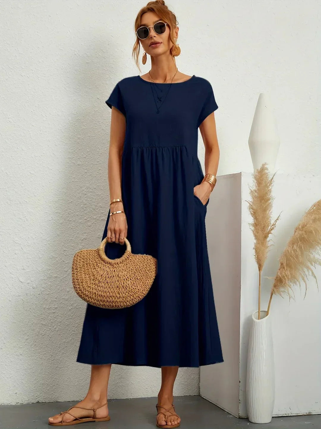 Gabrielle | Women's Flowy Midi Dress