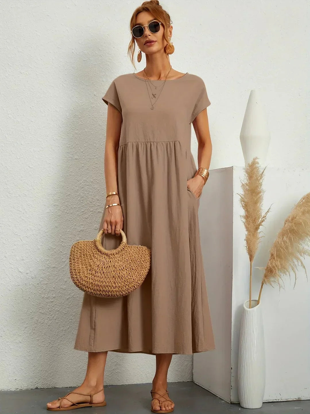 Gabrielle | Women's Flowy Midi Dress