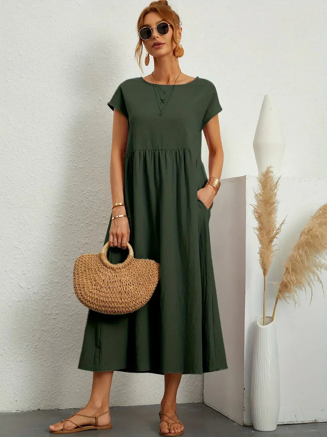 Gabrielle | Women's Flowy Midi Dress