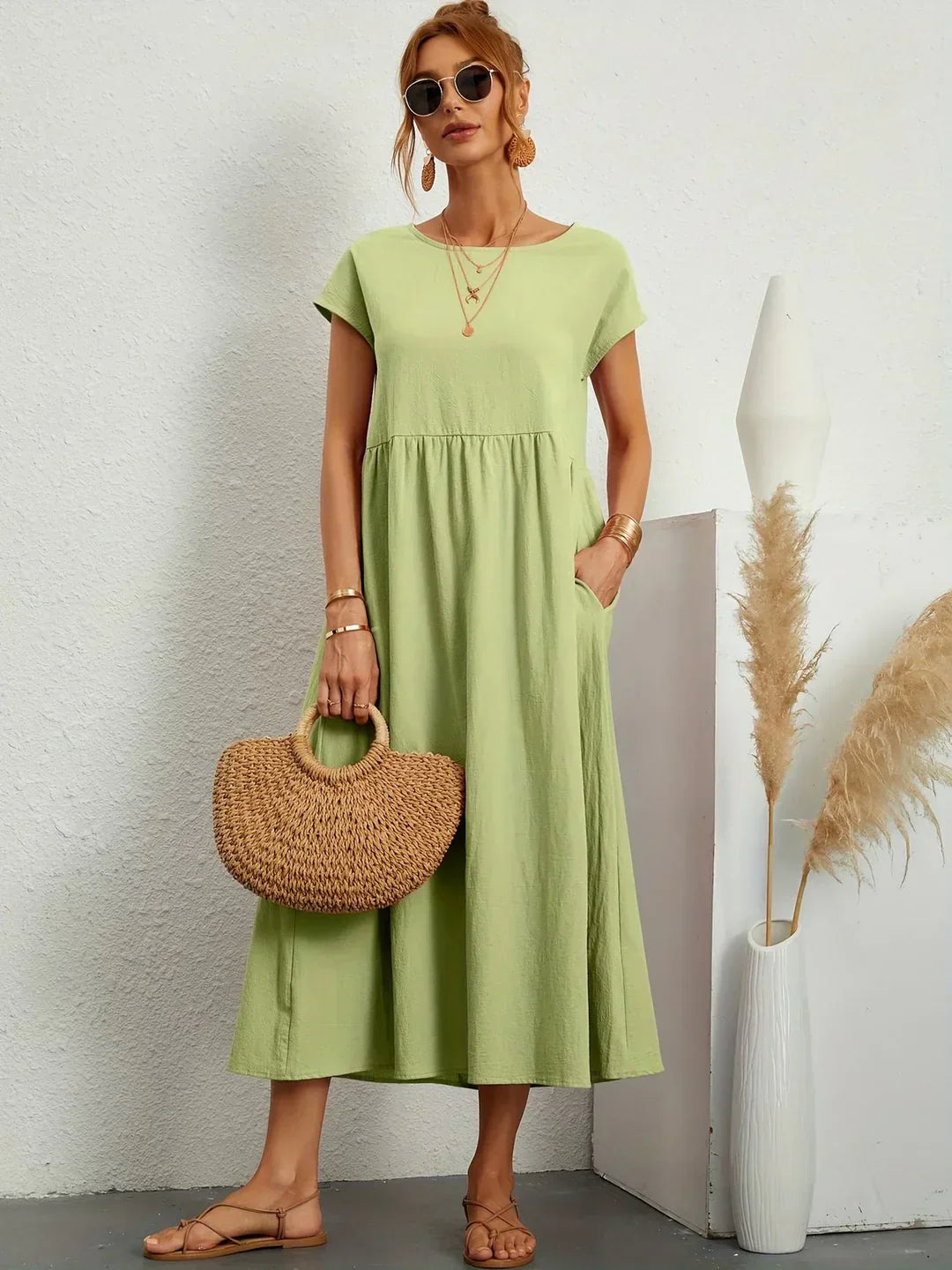 Gabrielle | Women's Flowy Midi Dress