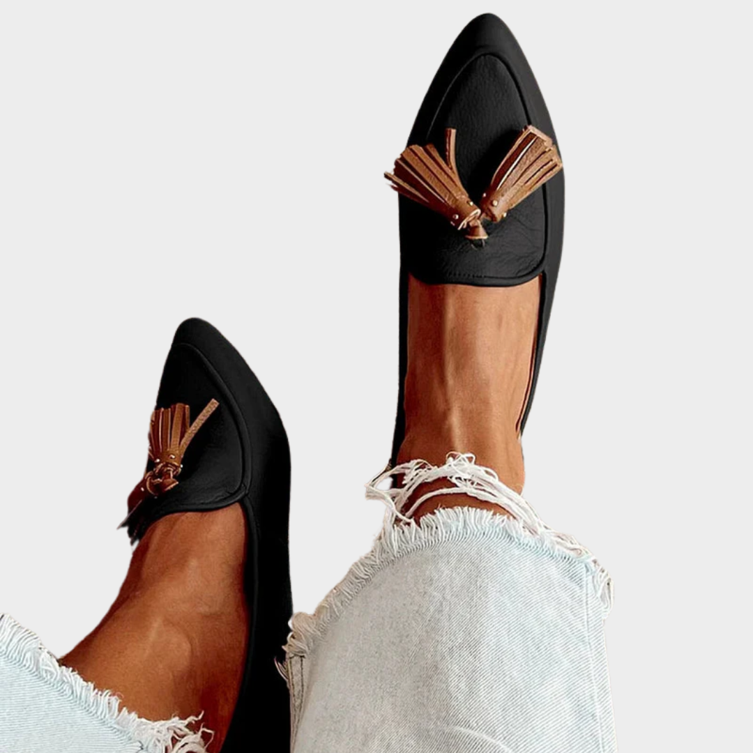 Vesperia - Modern Fringe Moccasins