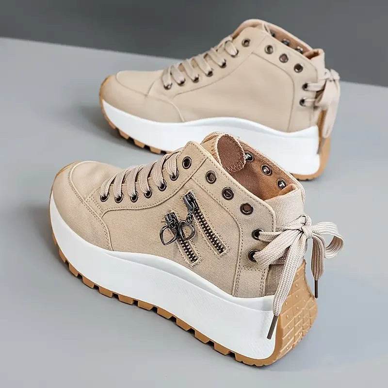 Ivy Manhattan | Designer Essential Sneaker