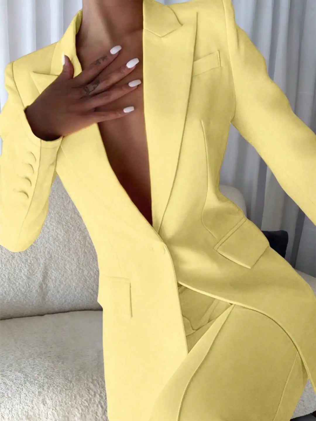 Victoria | Fitted Blazer & High-Waist Wide-Leg Suit