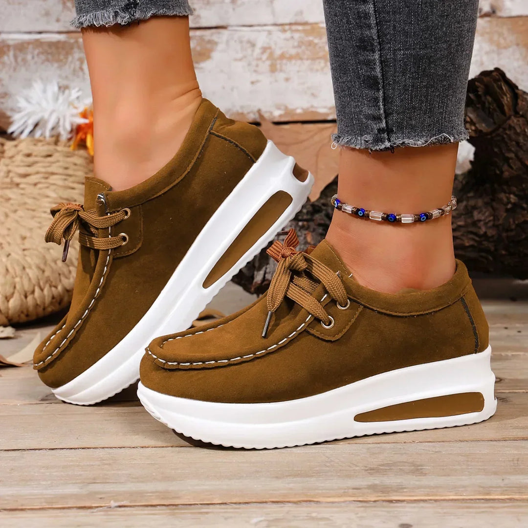 Ivy Manhattan | Minimalist Chic Shoe