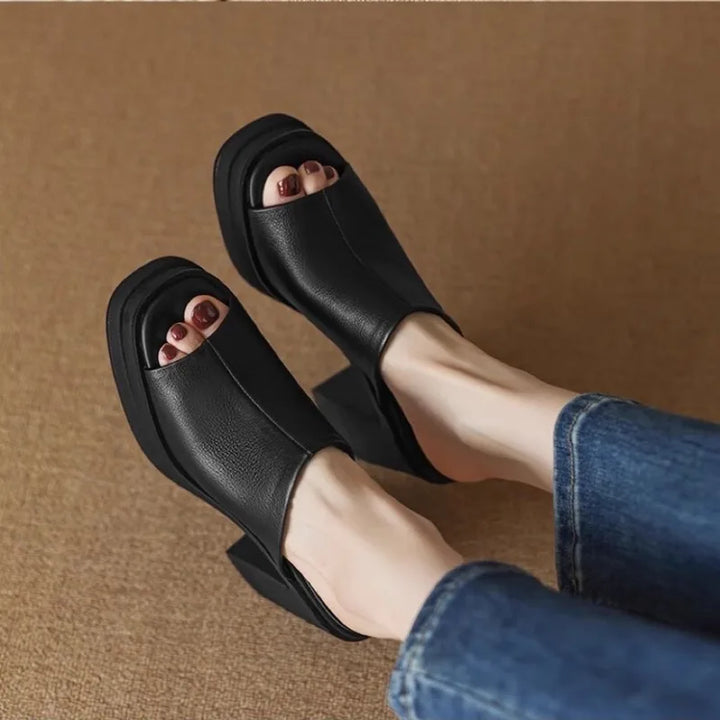 Vittoria | Elegant Platform Mules