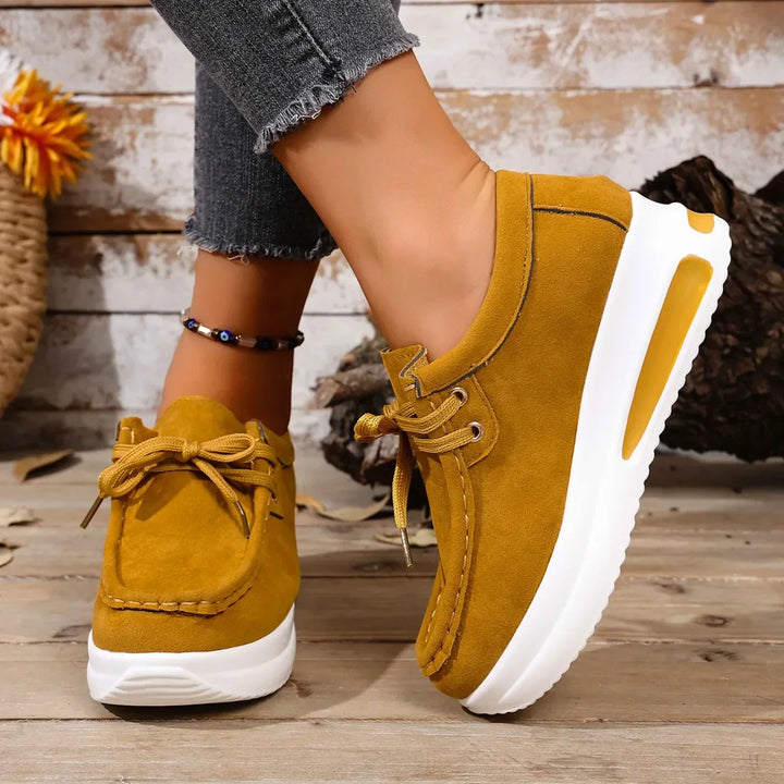 Ivy Manhattan | Minimalist Chic Shoe