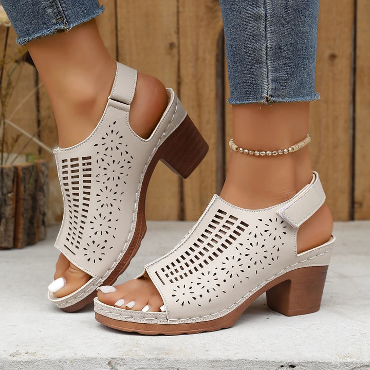Vienna™ | Retro Cut-Out Block Heel Sandal
