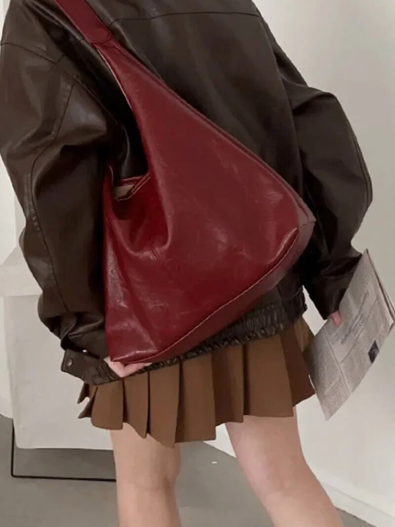 Caroly | Minimalist Shoulder Bag Made of Faux Leather