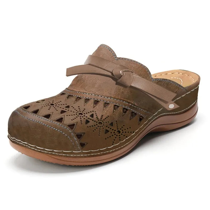 Lyla | Comfortable Everyday Clogs