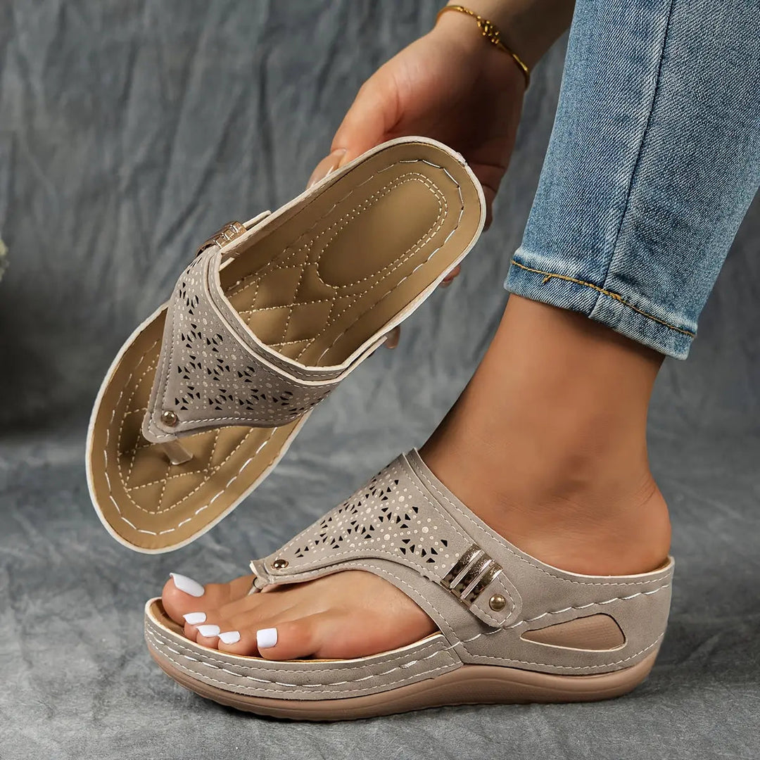 Élodie - Women's Flip-Flops